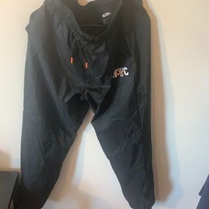 Nike NYC windbreaker tech joggers